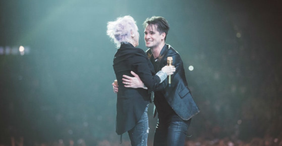 Mira a Brendon Urie de PATD! cantar con Cyndi Lauper