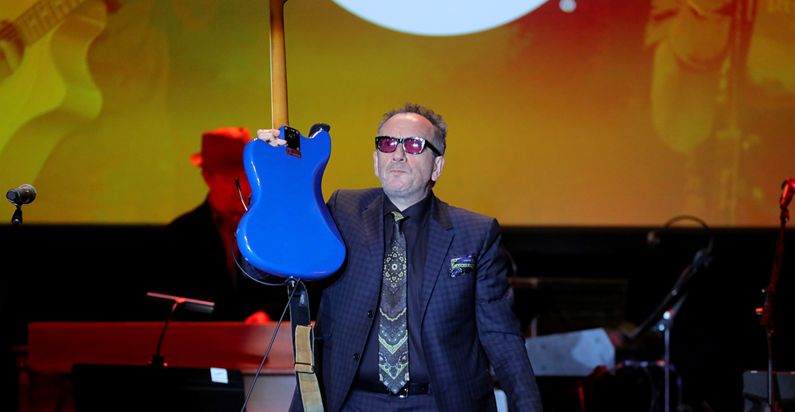 Elvis Costello cancela su gira tras diagnóstico de cáncer