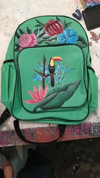 Hombre cambia propaganda Partido Verde