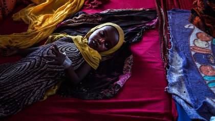 Murió una niña somalí después de ser sometida a una mutilación genital