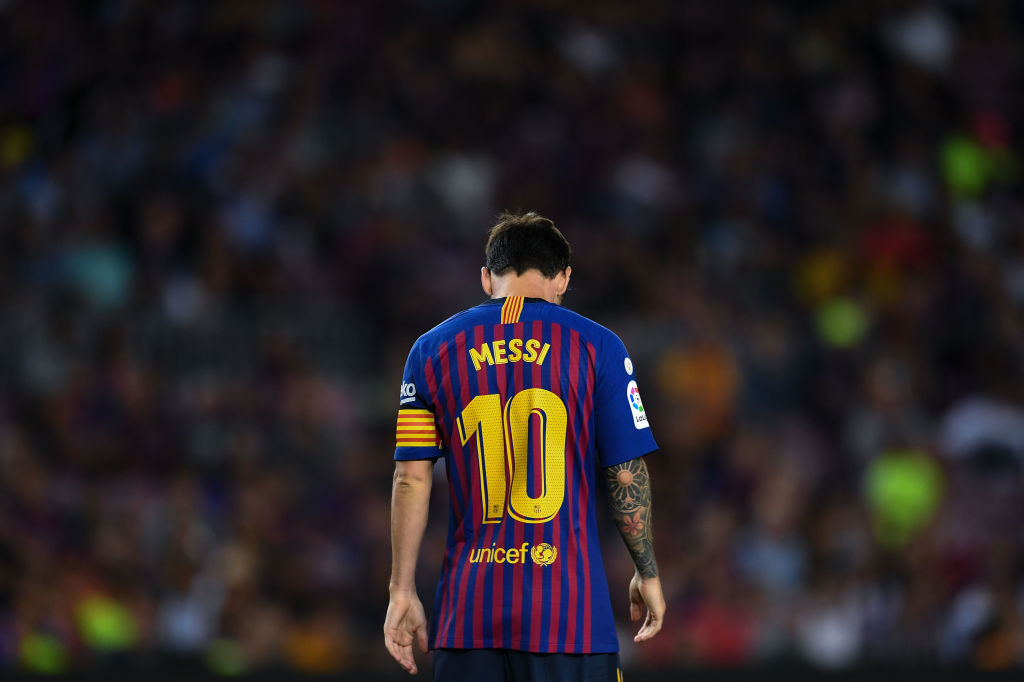 Niño rompe en llanto al conocer a Lionel Messi e internet explota