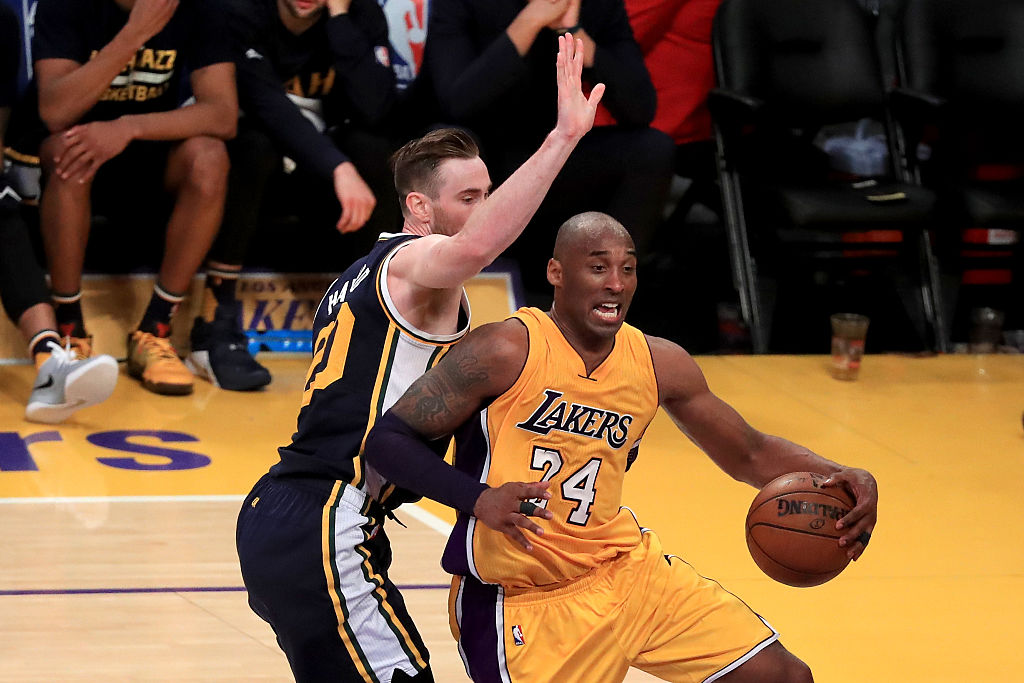 Kobe Bryant confía en que fans de los Lakers terminarán apoyando a LeBron James