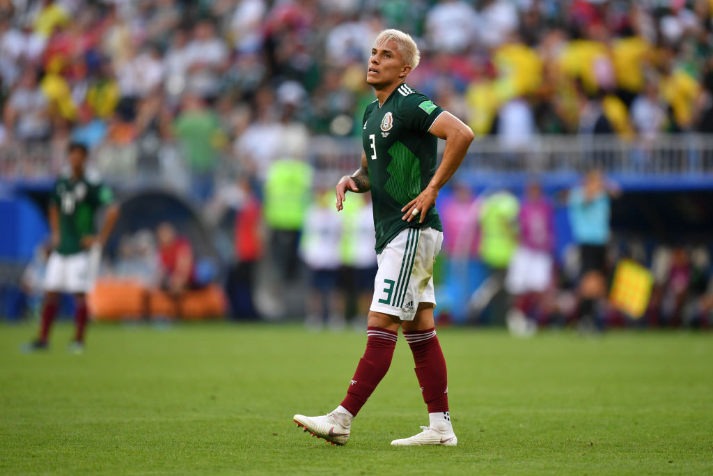 Carlos Salcedo pone en duda continuidad en Selección Mexicana