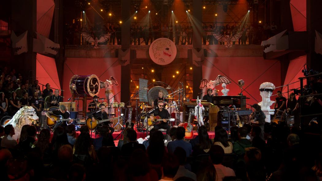 Here They Kum: ¡Ya puedes escuchar completo el MTV Unplugged de Molotov!