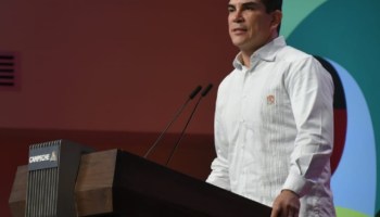Alejandro Moreno, gobernador de Campeche