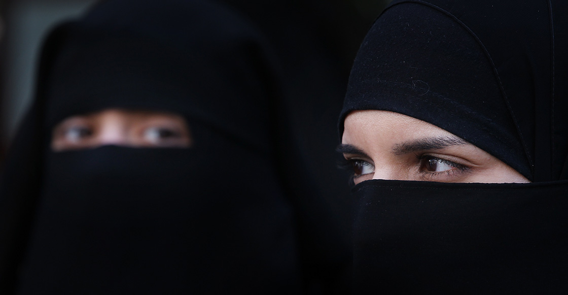 Entra en vigor la prohibición de burqas y niqabs en países de Europa