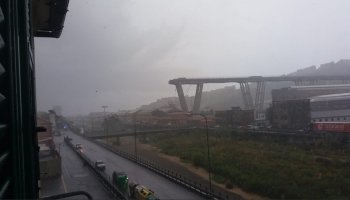 Colapsa puente en autopista de Génova