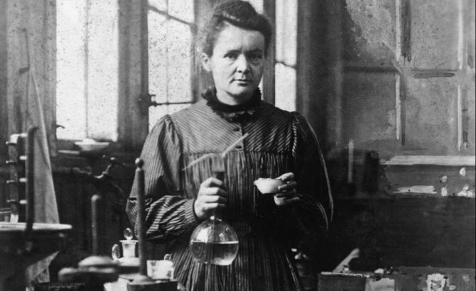 Marie Curie era zurda