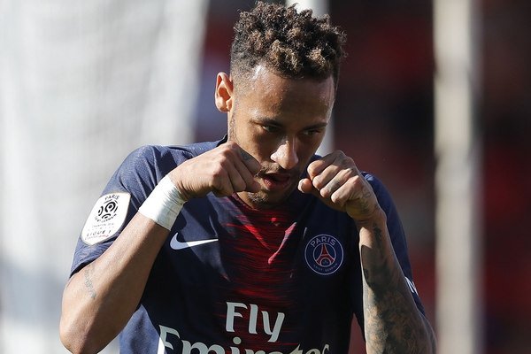 Neymar protagonizó polémico festejo en la victoria del PSG