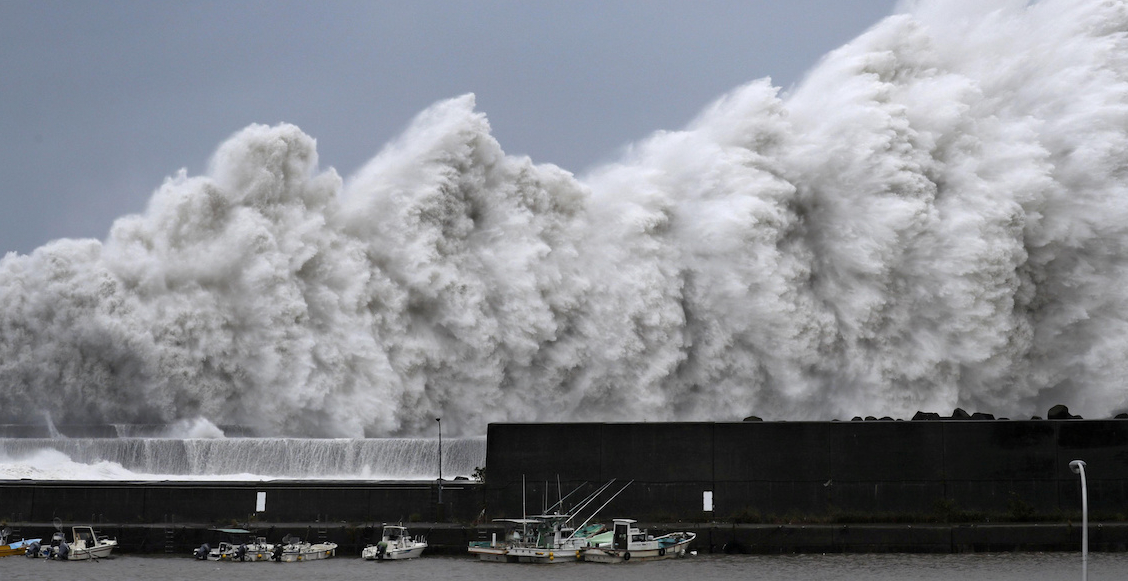 En imágenes: el devastador impacto del tifón Jebi en Japón