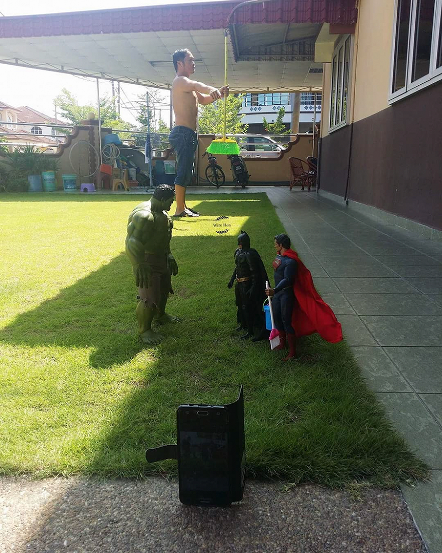 Fotos con figuras de Superhéroes - perspectiva