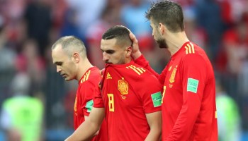 Heredaron dorsales de Iniesta, Piqué y Silva en la Selección de España