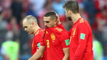 Heredaron dorsales de Iniesta, Piqué y Silva en la Selección de España