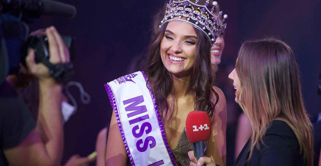 ¿Indignante? Miss Ucrania pierde título por ocultar que estaba casada y tenía un hijo