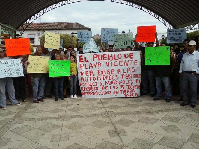 15 órdenes de aprehensión contra expolicías de Veracruz por caso Tierra Blanca