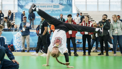Break-dance: El 'deporte olímpico' que la está rompiendo en los Juegos de la Juventud