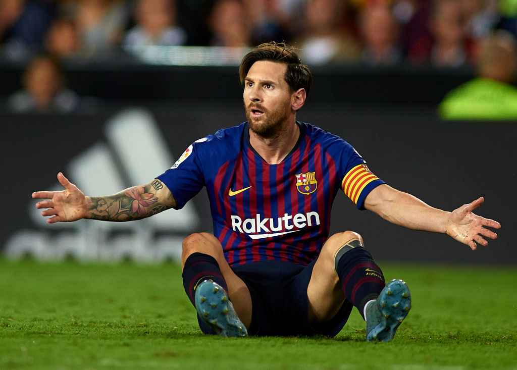 Lionel Messi en el juego contra Valencia