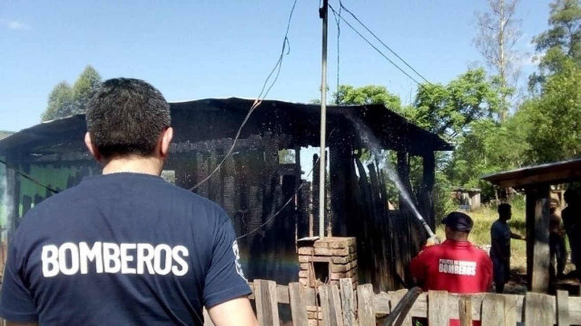 Ex cuñado le quemó su casa tras discusión por partido River vs Boca