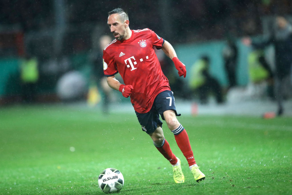 Ribery habría cacheteado a un comentarista tras derrota contra el Dortmund