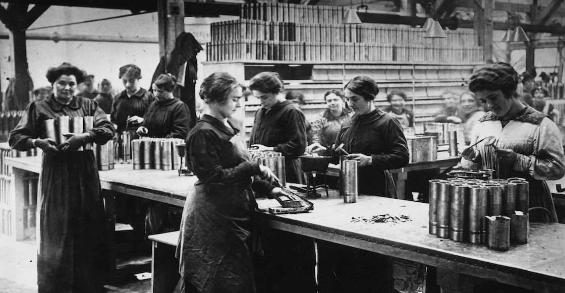 Las mujeres en la Primera Guerra Mundial: del hogar a las fábricas y el campo