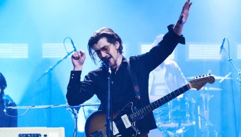 ¡Los rumores eran ciertos! Arctic Monkeys dará concierto en la CDMX