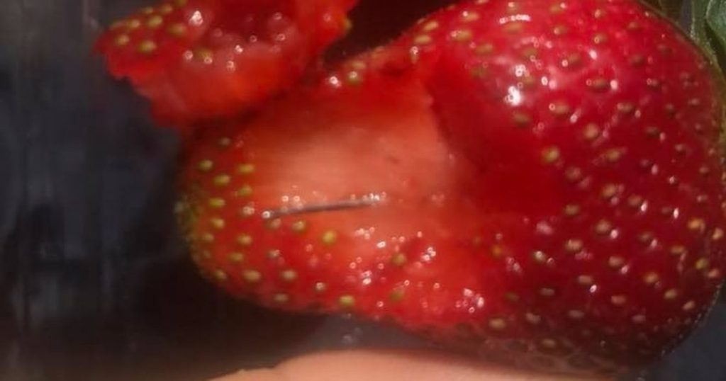 Australia y Nueva Zelanda en pánico por fresas envenenadas con agujas