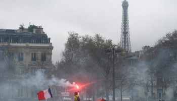 Ante protestas de los chalecos amarillos, museos y hasta la Torre Eiffel estarán cerrados