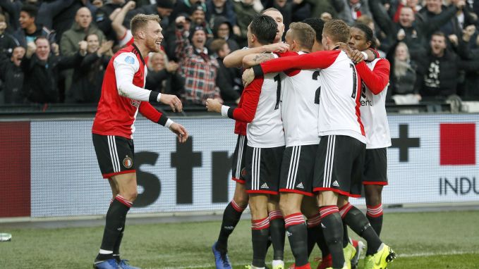 ¡Los frenaron! El PSV del ‘Chucky’ Lozano perdió el invicto ante el Feyenoord