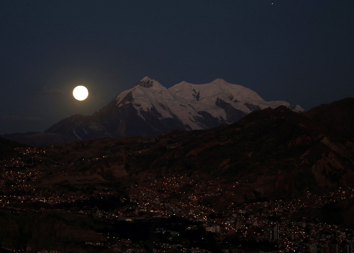 Luna Llena en La Paz, Bolivia