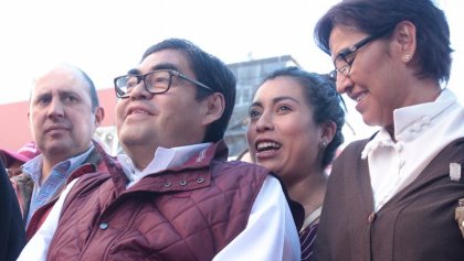 Va de nuez: Barbosa contenderá en las elecciones de Puebla, dice Yeidckol