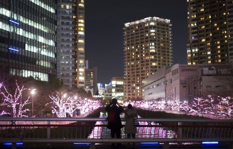 ¡Wow! Mira cómo un barrio de Tokio adornó sus calles con luces LED ecológicas