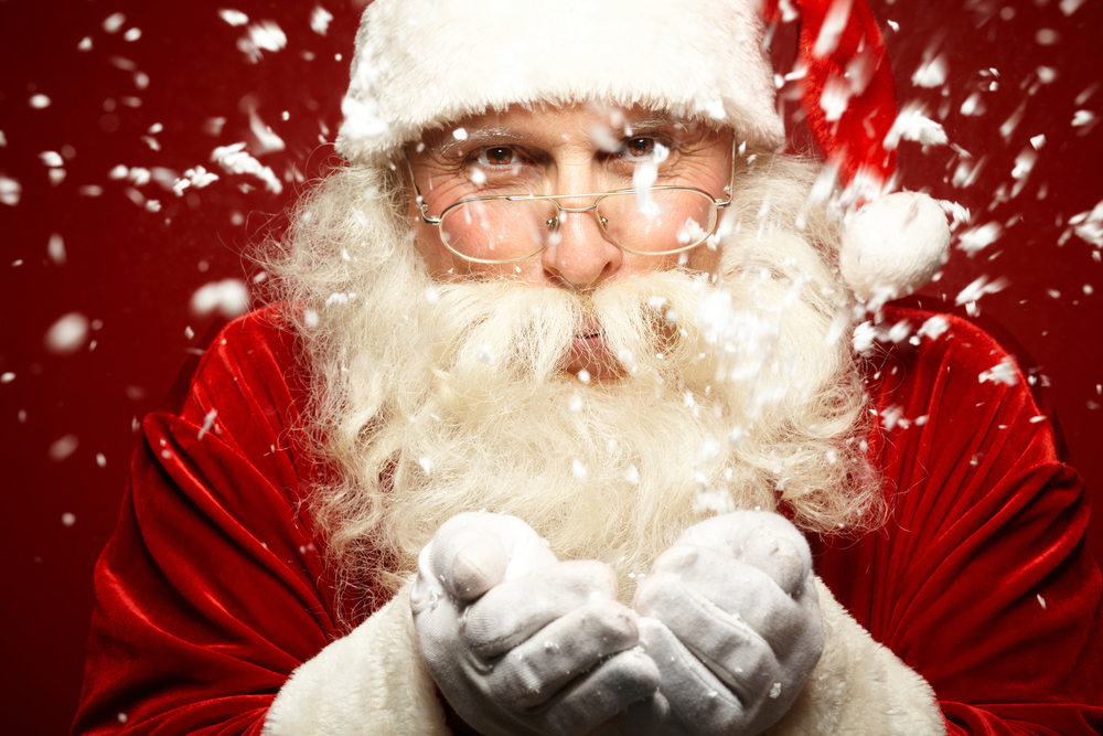 ¿Feliz Navidad? Un hombre vestido de Santa Claus tuvo un paro cardiaco frente a unos niños