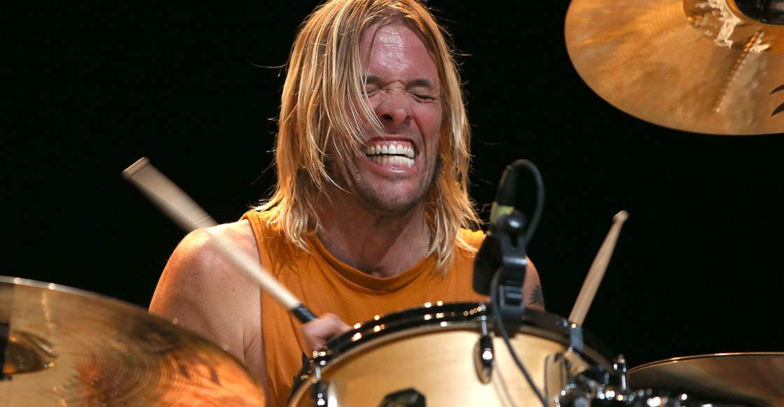 Mira al hijo de Taylor Hawkins, baterista de Foo Fighters, tocar junto a su papá y Dave Grohl