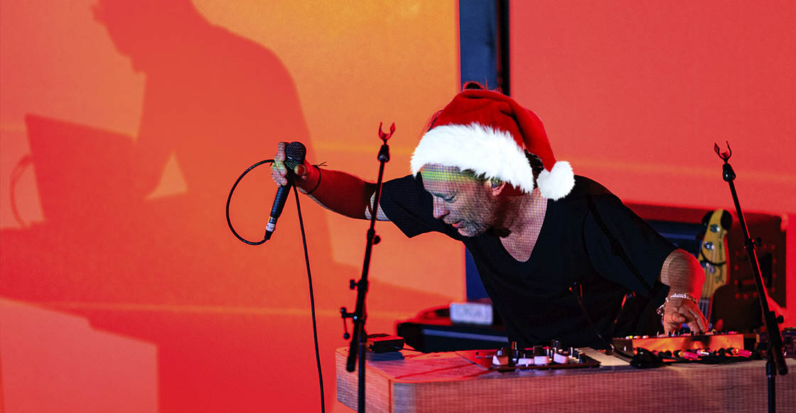 Escucha la mezcla navideña que hizo Thom Yorke con "Noche de Paz" y "Reckoner"