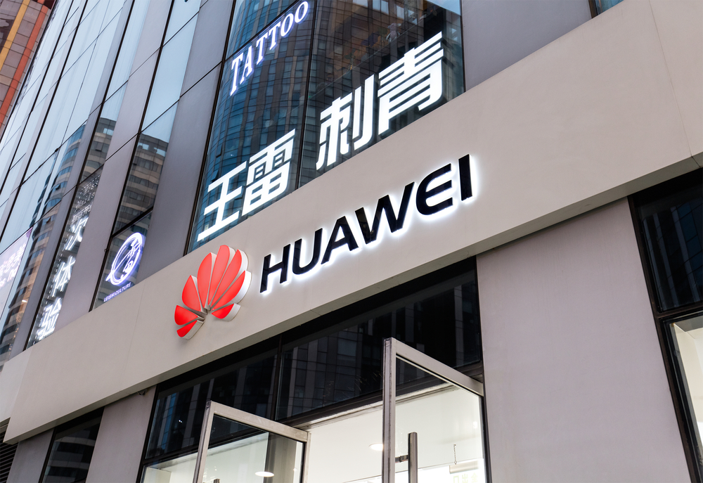¡Ouch! Huawei recortó el salario de dos empleados por usar Twitter desde un iPhone