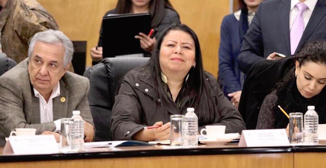 'La cuarta transformación es mi único vicio', dice diputada tras ser acusada de beber en el Congreso de Sinaloa