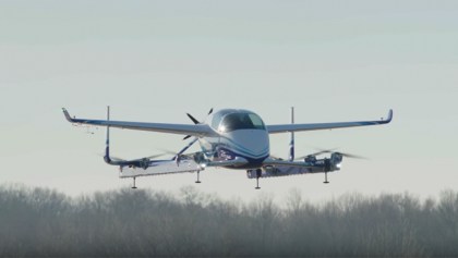 La compañía Boeing realizó la primera prueba en pista de su "auto volador"