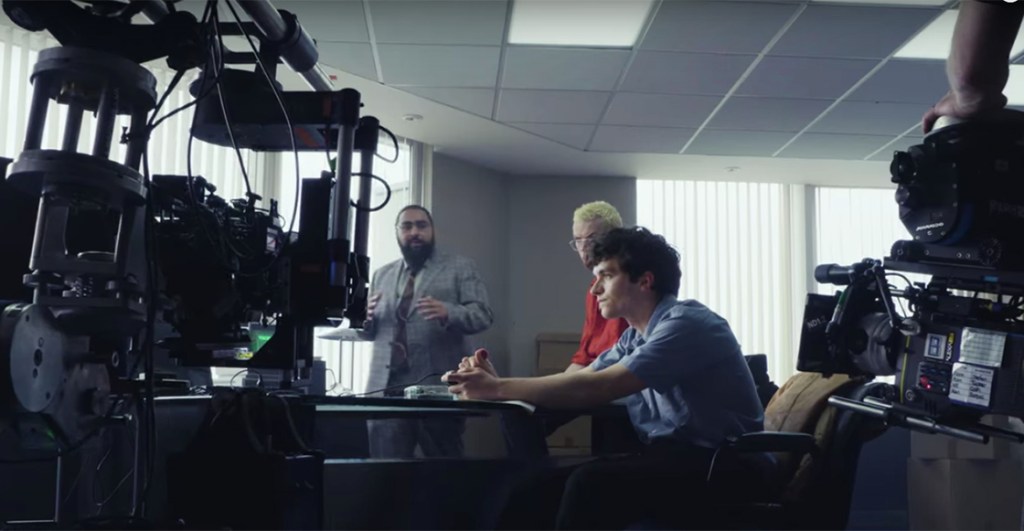 Checa el detrás de cámaras de ‘Black Mirror: Bandersnatch’ de Netflix