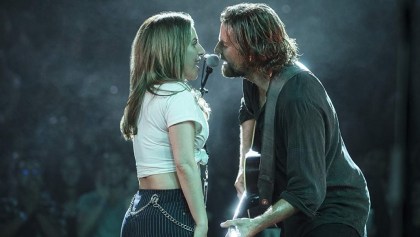 Lady Gaga y Bradley Cooper interpretan "Shallow" en vivo por primera vez