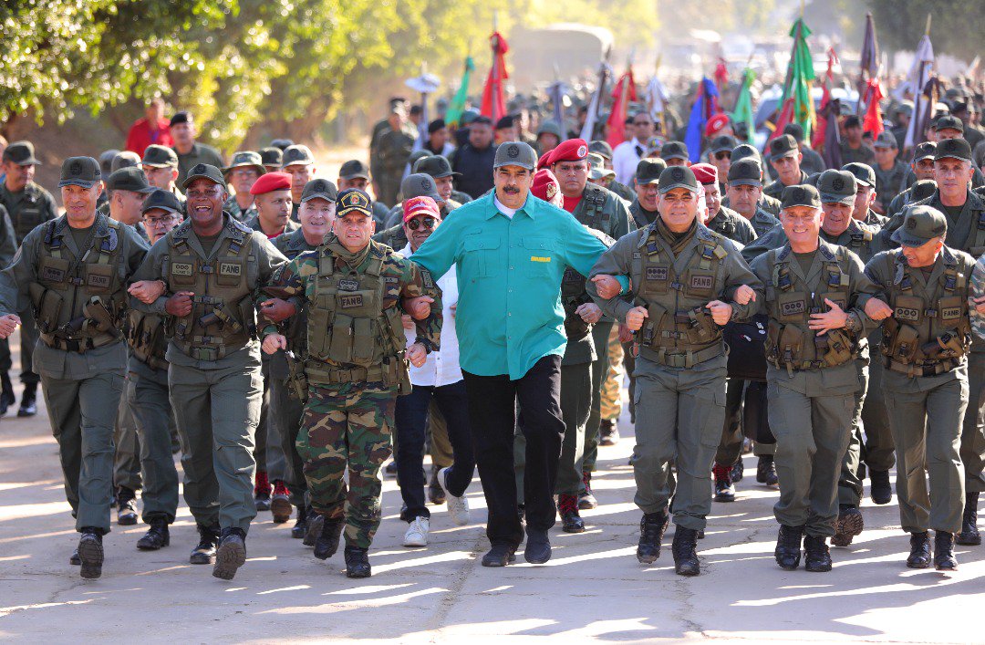 Nicolás MAduro y Ejército de Venezuela