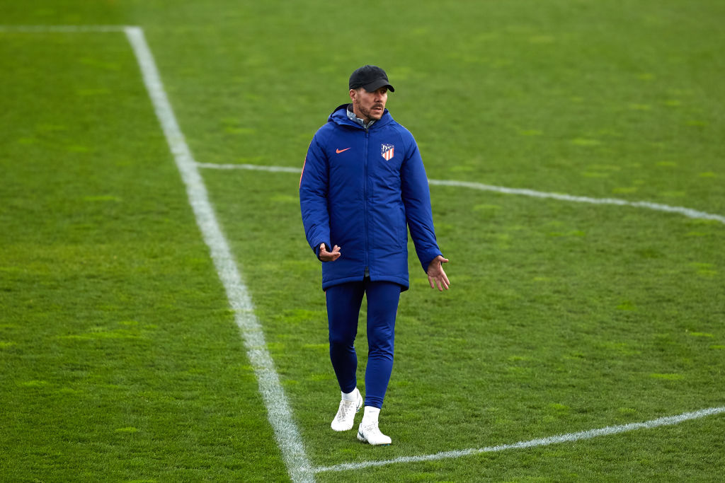 Para frenar las críticas, el ‘Cholo’ Simeone volvió a pedir disculpas por sus polémicas señas 