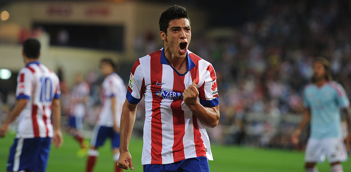 ¡Aprendan Vela y Dos Santos! Raúl Jiménez rechazó oferta millonaria de China