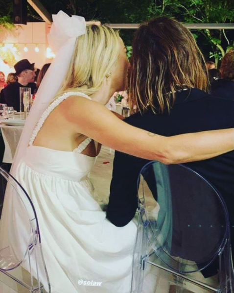 Kevin Parker tuvo una boda de ensueño con todo y hamburguesas de McDonalds para el after