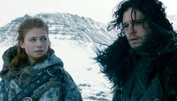 Jon Snow junto a Ygritte