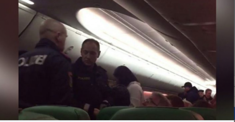 ¡Ewww! Un pasajero no dejaba de tirarse gases y todo terminó en pelea masiva en un avión