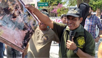 Policía comunitaria y estudiantes de Guerrero exigen la aparición de Gonzalo Molina Gutiérrez