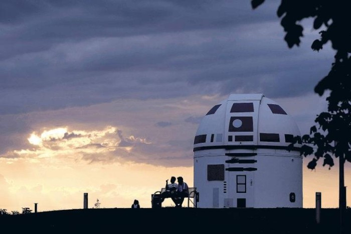 ¡Aww! Un observatorio alemán se convirtió en un R2-D2 gigante 