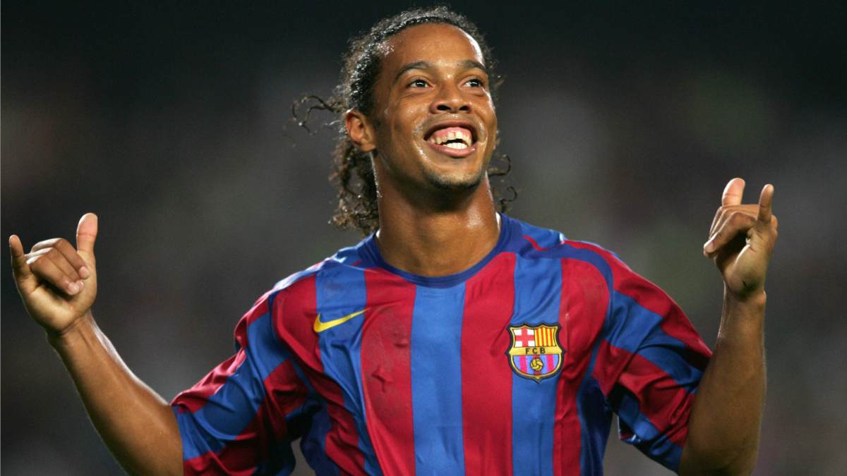 Recordemos el día que Ronaldinho maravilló al mundo haciendo 23 goles