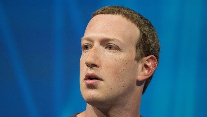 Facebook y Zuckerberg sabían de Cambridge Analytica antes de lo que reportó en juicio