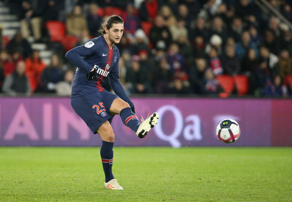 El polémico ‘Like’ de Rabiot que le costó un castigo de 6 días sin sueldo en el PSG
